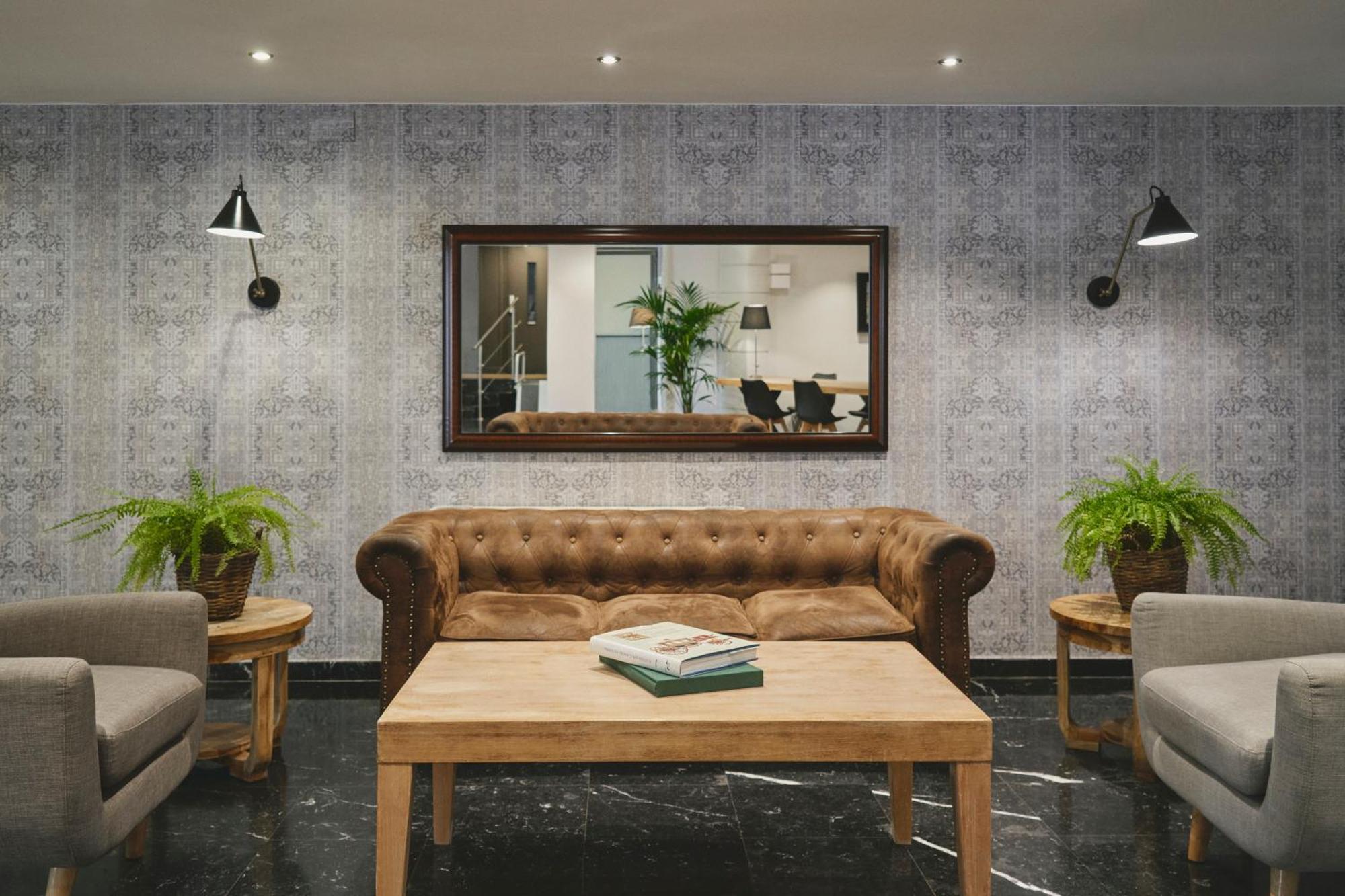 Arenas Atiram 4* Barcelona